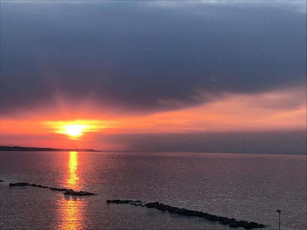バーリLa Mia Terrazza Sul Mare - Mared'Amareアパートメント エクステリア 写真